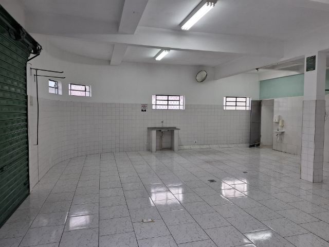 Ponto com 300m², para alugar, no bairro Jardim do Chafariz em Pindamonhangaba