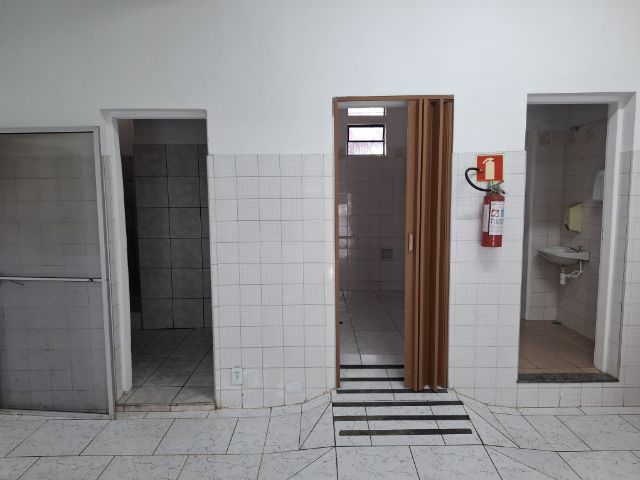 Ponto com 300m², para alugar, no bairro Jardim do Chafariz em Pindamonhangaba