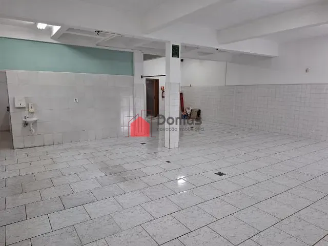 Ponto com 300m², para alugar, no bairro Jardim do Chafariz em Pindamonhangaba