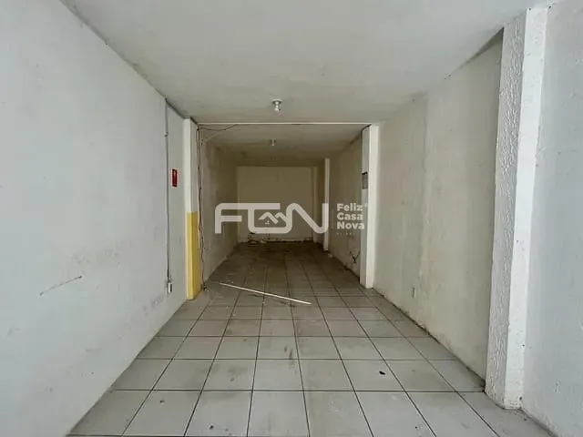 Ponto com 47m², para alugar, no bairro Centro em Camaçari