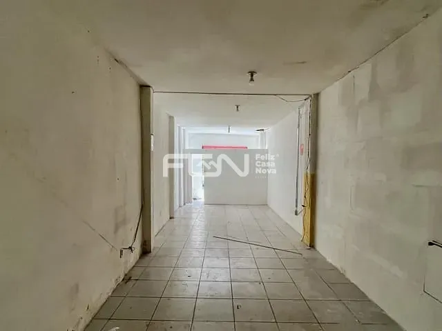 Ponto com 47m², para alugar, no bairro Centro em Camaçari