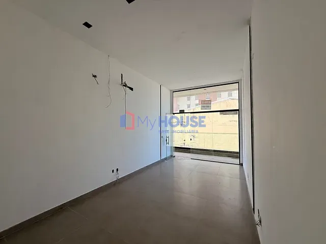 Ponto com 32m², à venda ou para alugar, no bairro Centro em Ilhéus