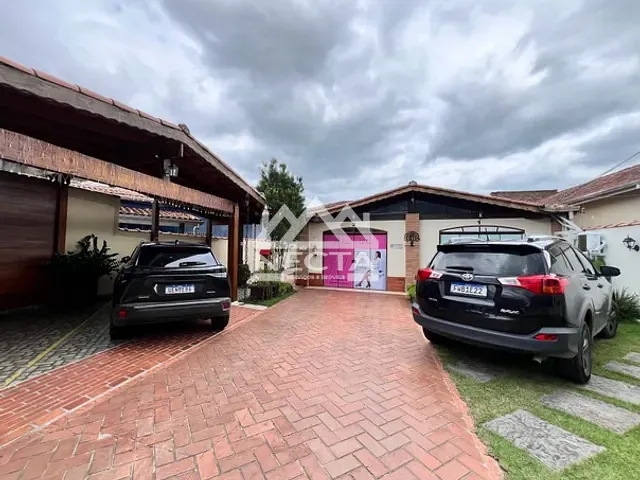 Ponto com 28m², para alugar, no bairro Jardim Primavera em Caraguatatuba