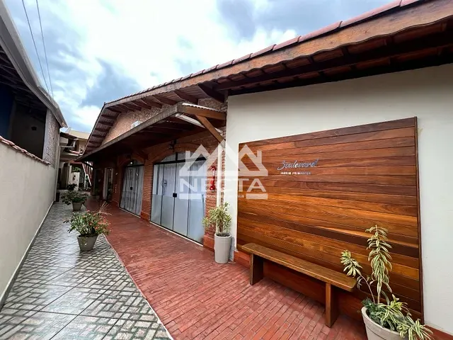 Ponto com 28m², para alugar, no bairro Jardim Primavera em Caraguatatuba