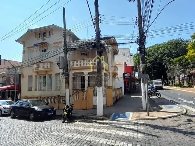 Ponto com 324m², à venda, no bairro Centro em Guaxupé