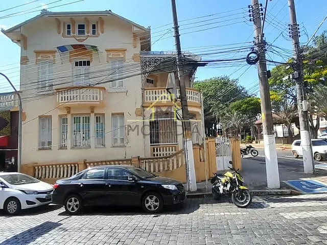 Ponto com 324m², à venda, no bairro Centro em Guaxupé