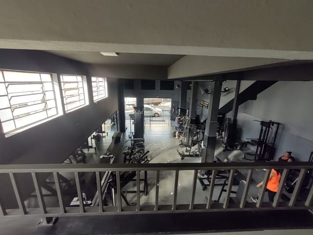 Ponto com 311m², à venda, no bairro Pratinha em São João da Boa Vista