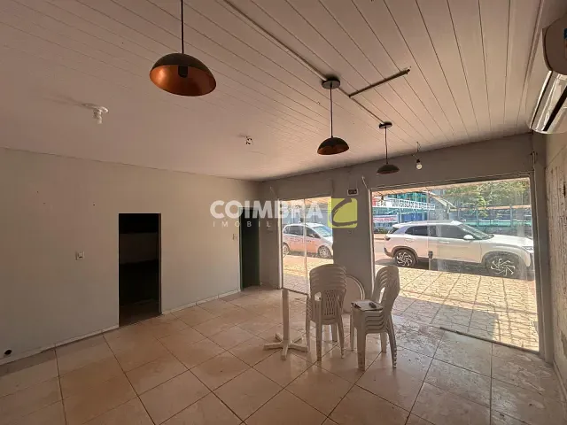 Ponto com 51m², para alugar, no bairro Aparecida em Santarém