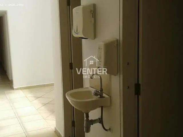 Ponto com 375m², à venda, no bairro Jardim Maria Augusta em Taubaté