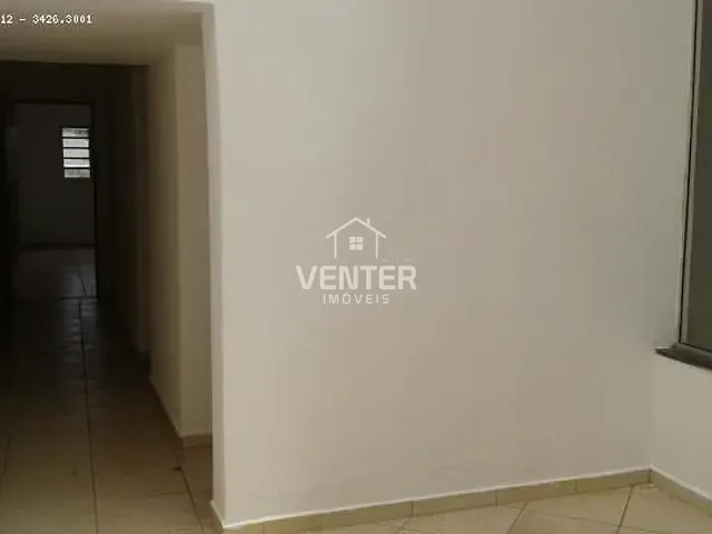 Ponto com 375m², à venda, no bairro Jardim Maria Augusta em Taubaté