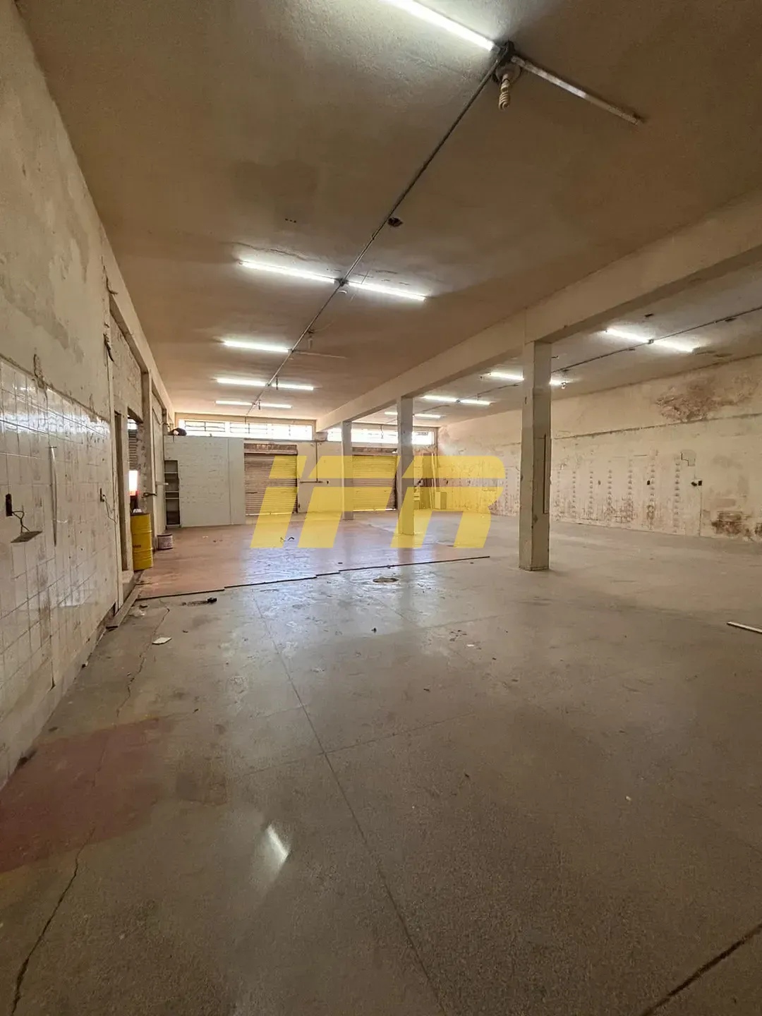 Loja-Salão, 280 m² - Foto 2