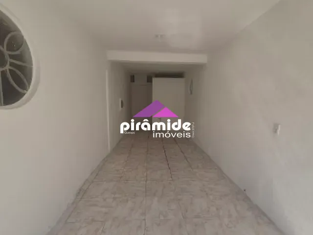 Ponto com 18m², para alugar, no bairro Parque Industrial em São José dos Campos