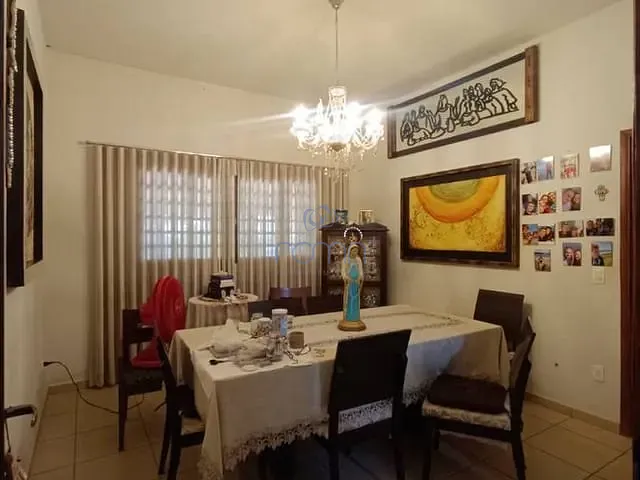 Ponto com 360m² 4 quartos e 3 banheiros, à venda, no bairro Estância Jockey Clube em São José do Rio Preto