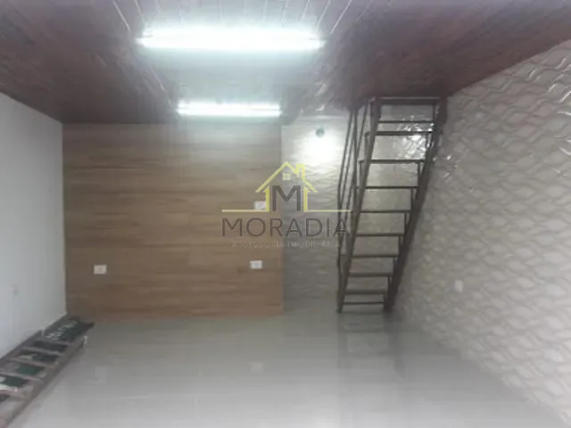 Ponto com 25m², para alugar, no bairro Centro em Guaxupé