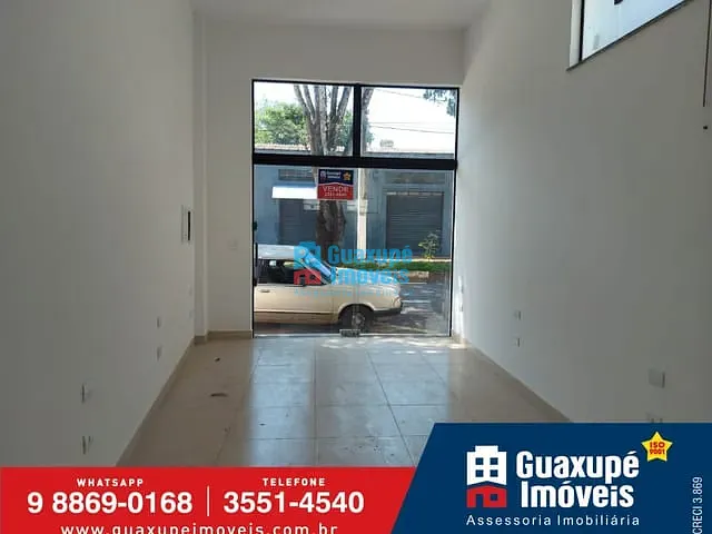 Ponto com 30m², para alugar, no bairro CENTRO em GUAXUPÉ