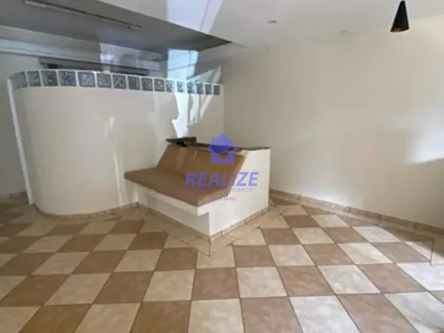 Ponto com 60m², para alugar, no bairro Centro em Botucatu