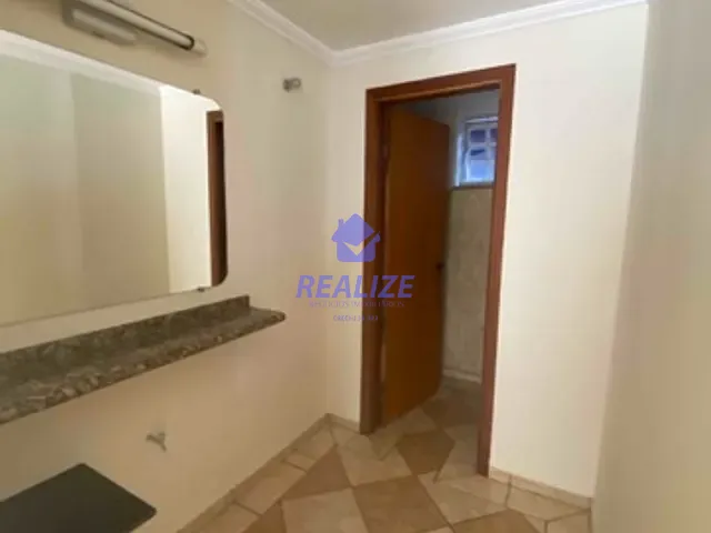 Ponto com 60m², para alugar, no bairro Centro em Botucatu