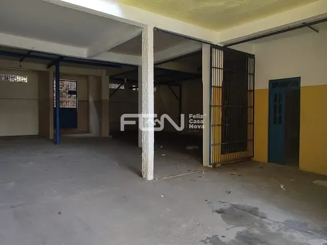 Ponto com 440m², à venda ou para alugar, no bairro Alto da Cruz em Camaçari
