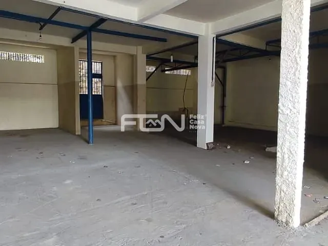 Ponto com 440m², à venda ou para alugar, no bairro Alto da Cruz em Camaçari
