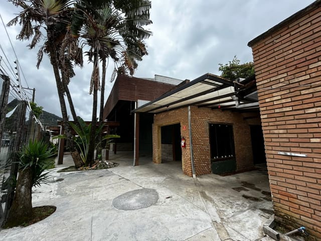 Foto do Ponto - Ponto comercial para locação em localização privilegiada no Centro de Caraguatatuba, SP | Área 12 imóveis
