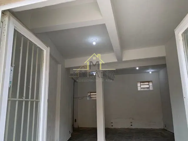 Ponto com 130m², para alugar, no bairro Jardim Lepiane em Guaxupé