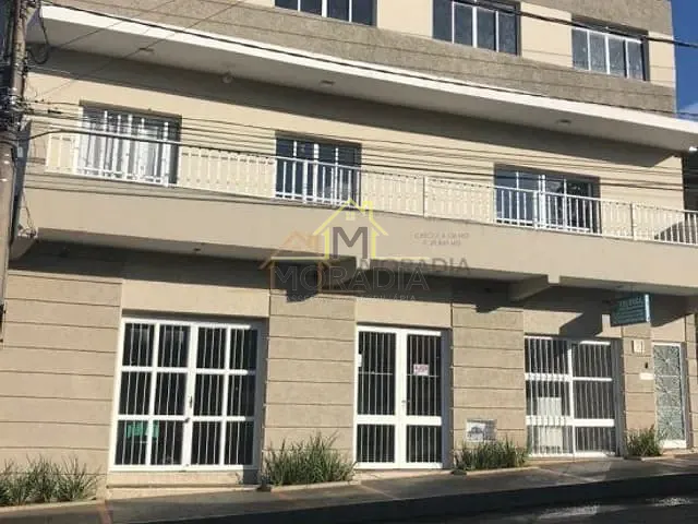 Ponto com 130m², para alugar, no bairro Jardim Lepiane em Guaxupé