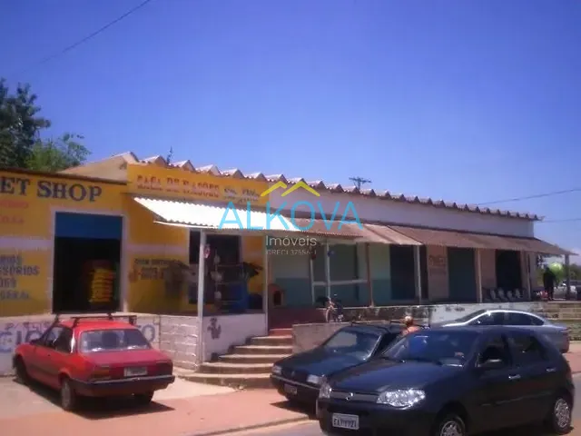 Ponto com 1300m², à venda, no bairro Campos de São José em São José dos Campos