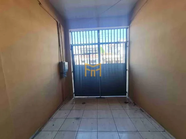 Ponto com 150m², para alugar, no bairro Telégrafo Sem Fio em Belém
