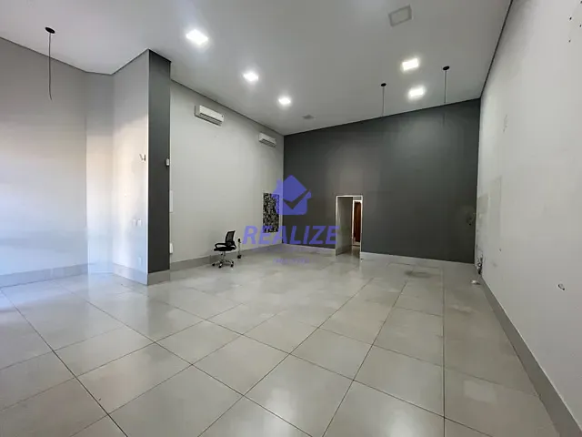 Ponto com 85m², para alugar, no bairro Vila Carmelo em Botucatu