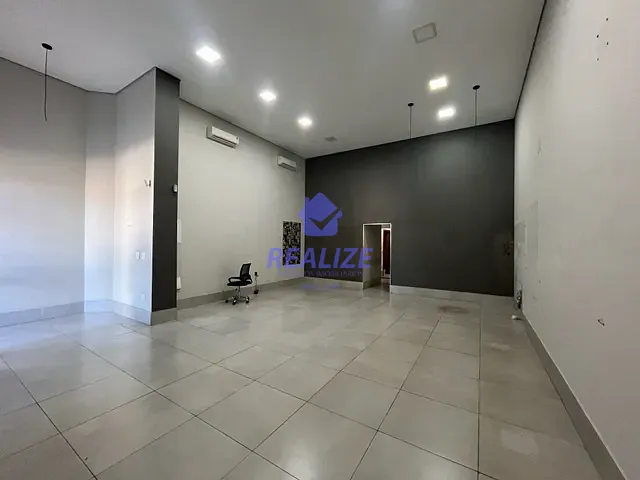 Ponto com 85m², para alugar, no bairro Vila Carmelo em Botucatu