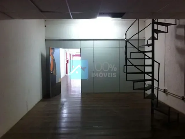 Ponto com 1400m², para alugar, no bairro Centro em Não informado