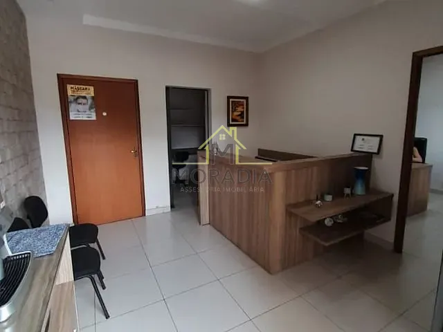 Ponto com 10m², para alugar, no bairro Centro em Guaxupé