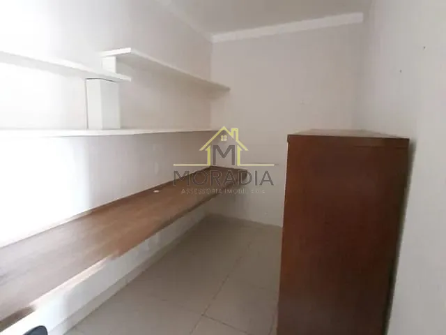 Ponto com 10m², para alugar, no bairro Centro em Guaxupé