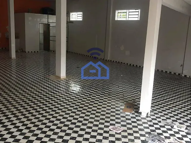 Ponto com 400m², à venda, no bairro Morro do Algodão em Caraguatatuba