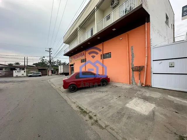 Ponto com 400m², à venda, no bairro Morro do Algodão em Caraguatatuba