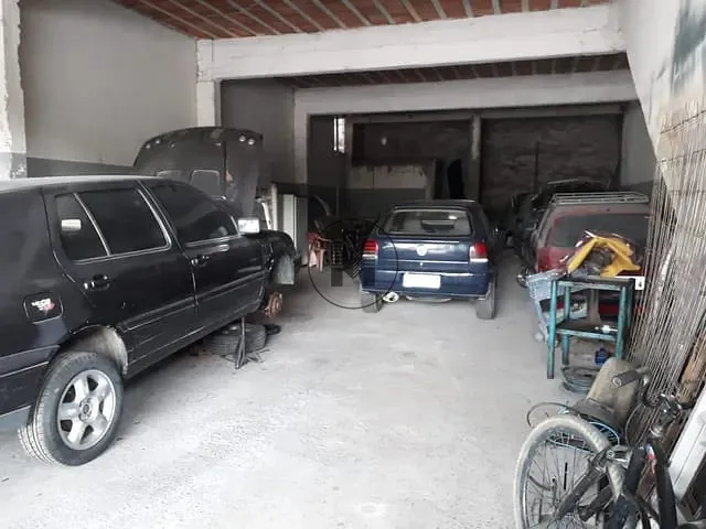 Ponto com 140m², à venda, no bairro Jardim Esperança em Guaratinguetá