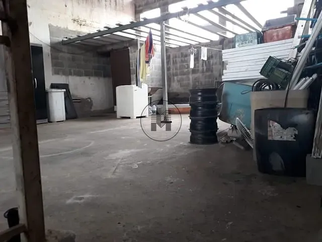 Ponto com 140m², à venda, no bairro Jardim Esperança em Guaratinguetá