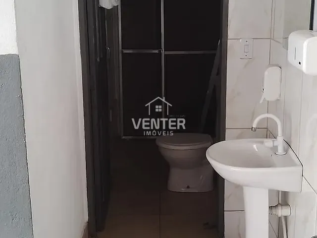 Ponto com 250m², para alugar, no bairro Jardim das Nações em Taubaté