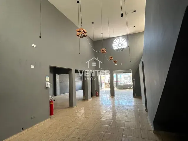 Ponto para alugar, no bairro Independência em Taubaté