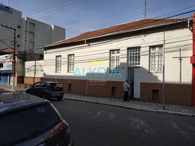 Ponto com 477m², à venda, no bairro Centro em Caçapava