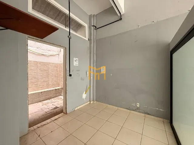 Ponto com 50m², para alugar, no bairro Umarizal em Belém