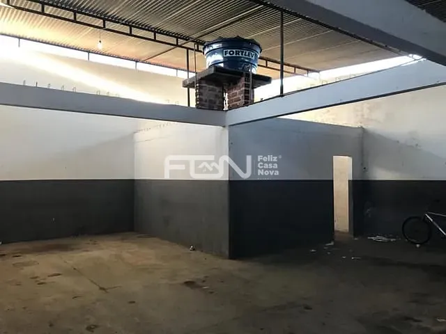 Ponto com 200m², à venda, no bairro Gleba e em Camaçari