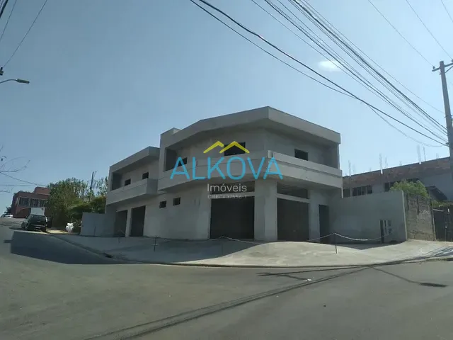 Ponto com 350m², à venda, no bairro Jardim República em São José dos Campos