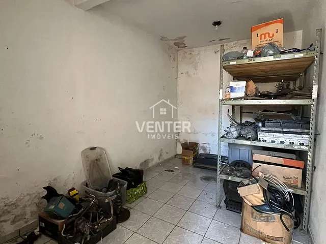 Ponto com 250m², à venda ou para alugar, no bairro Jardim Marieta em Taubaté