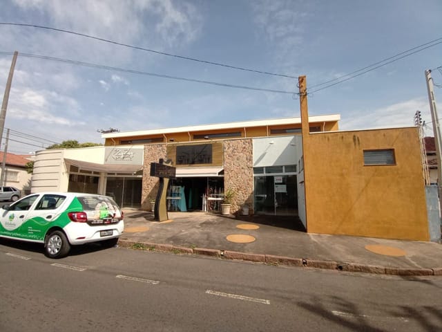 Ponto com 90m², para alugar, no bairro Centro em São João da Boa Vista