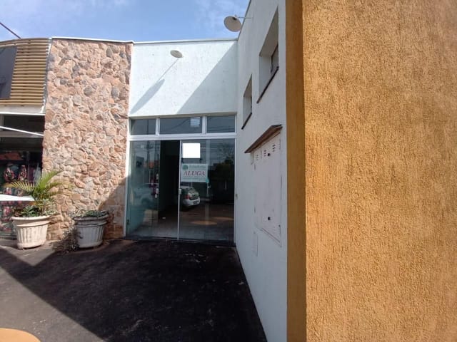 Ponto com 90m², para alugar, no bairro Centro em São João da Boa Vista
