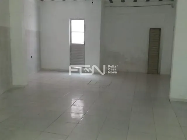 Ponto com 126m², para alugar, no bairro Centro em Camaçari