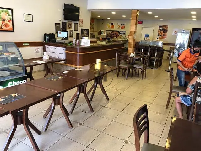 Ponto com 531m², à venda ou para alugar, no bairro Centro em Guaratinguetá