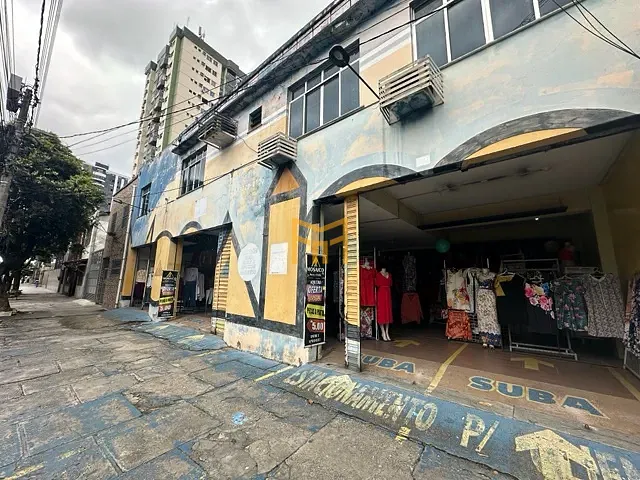 Ponto com 447m², para alugar, no bairro São Brás em Belém