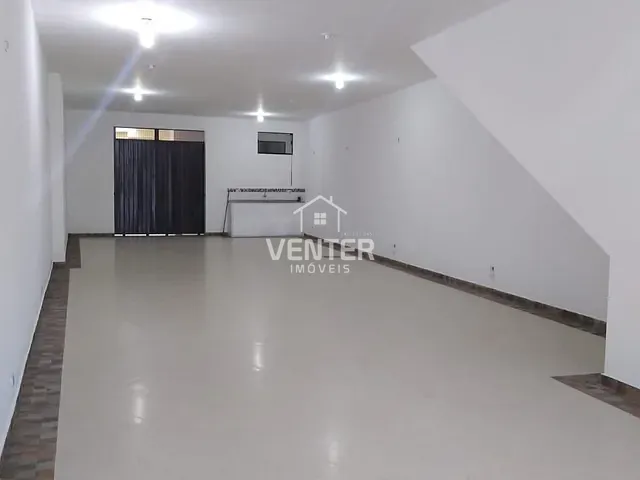 Ponto com 120m², para alugar, no bairro Jardim Maria Augusta em Taubaté